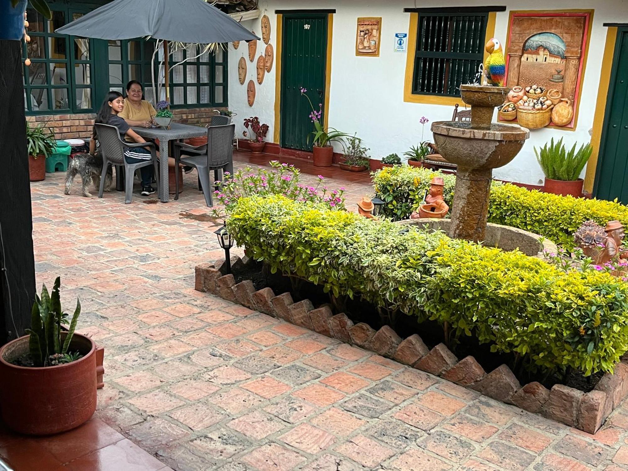 Hospederia Colonial De 莱瓦镇 外观 照片